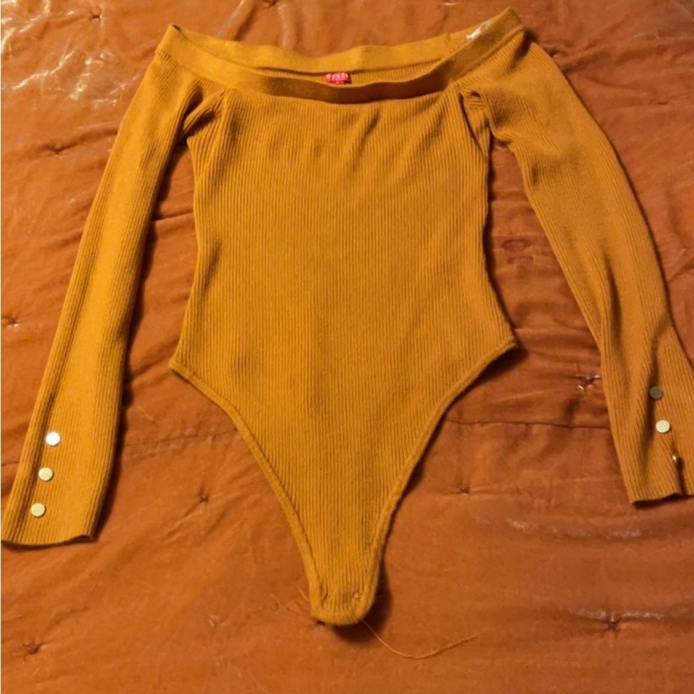 Guess bodysuit
